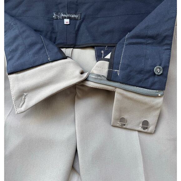 NWT Alvin Valley Cropped Pants -Cedar
XS. 4US 36Euro - Picture 3 of 8